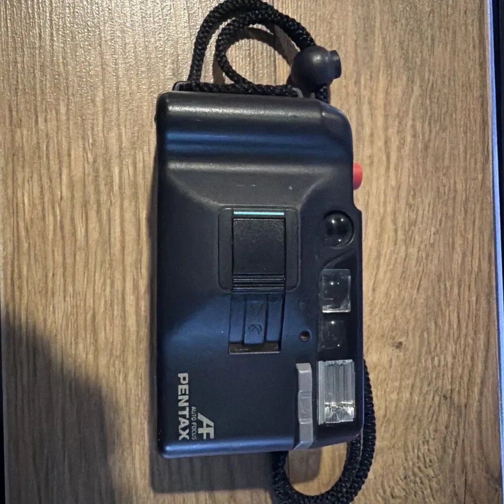 Pentax PC303 35mm Film Camera Auto Focus Flash Film Tested Working